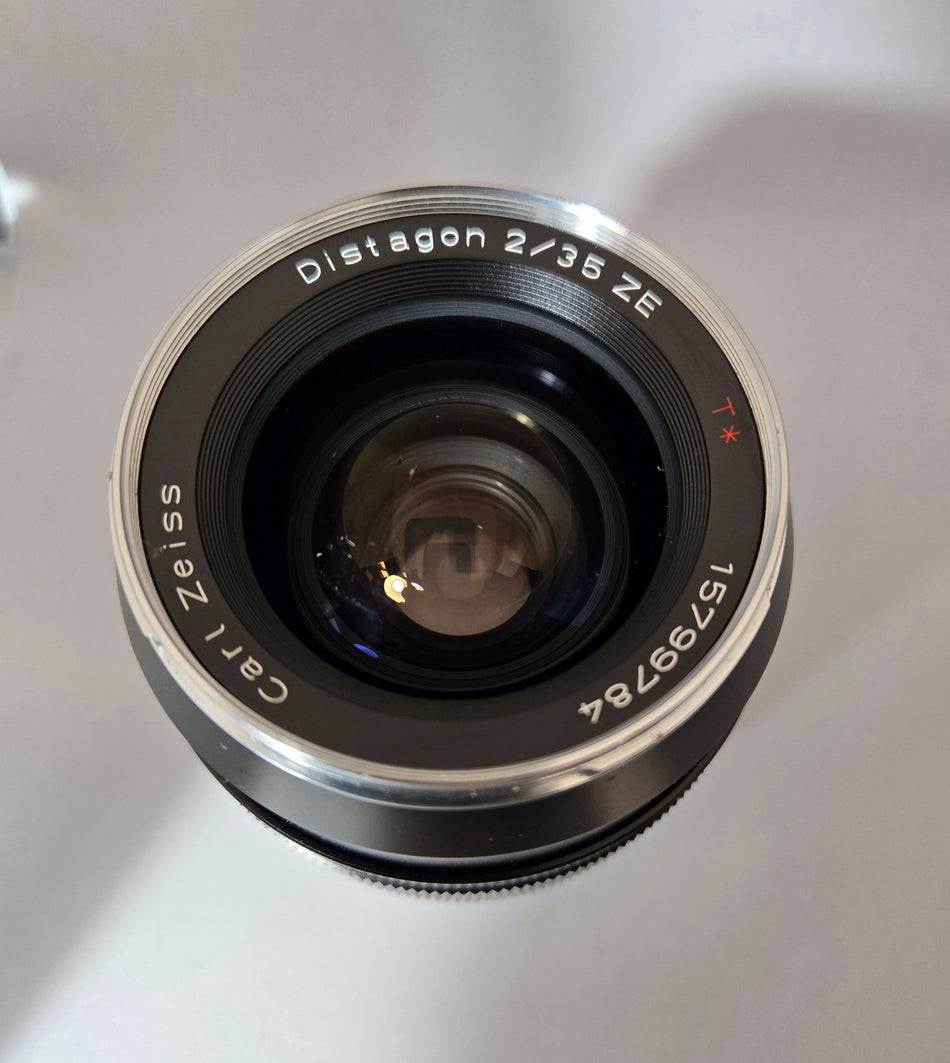 Zeiss Canon Mount DISTAGON T* 2 / 35mm ZE (Pre-owned)