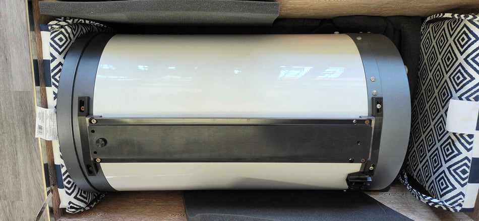 Meade 16" Schmidt-Cassegrain OTA (Classic White Tube) with Free Aluminum Dew Shield and Hard Case! (Pre-owned)